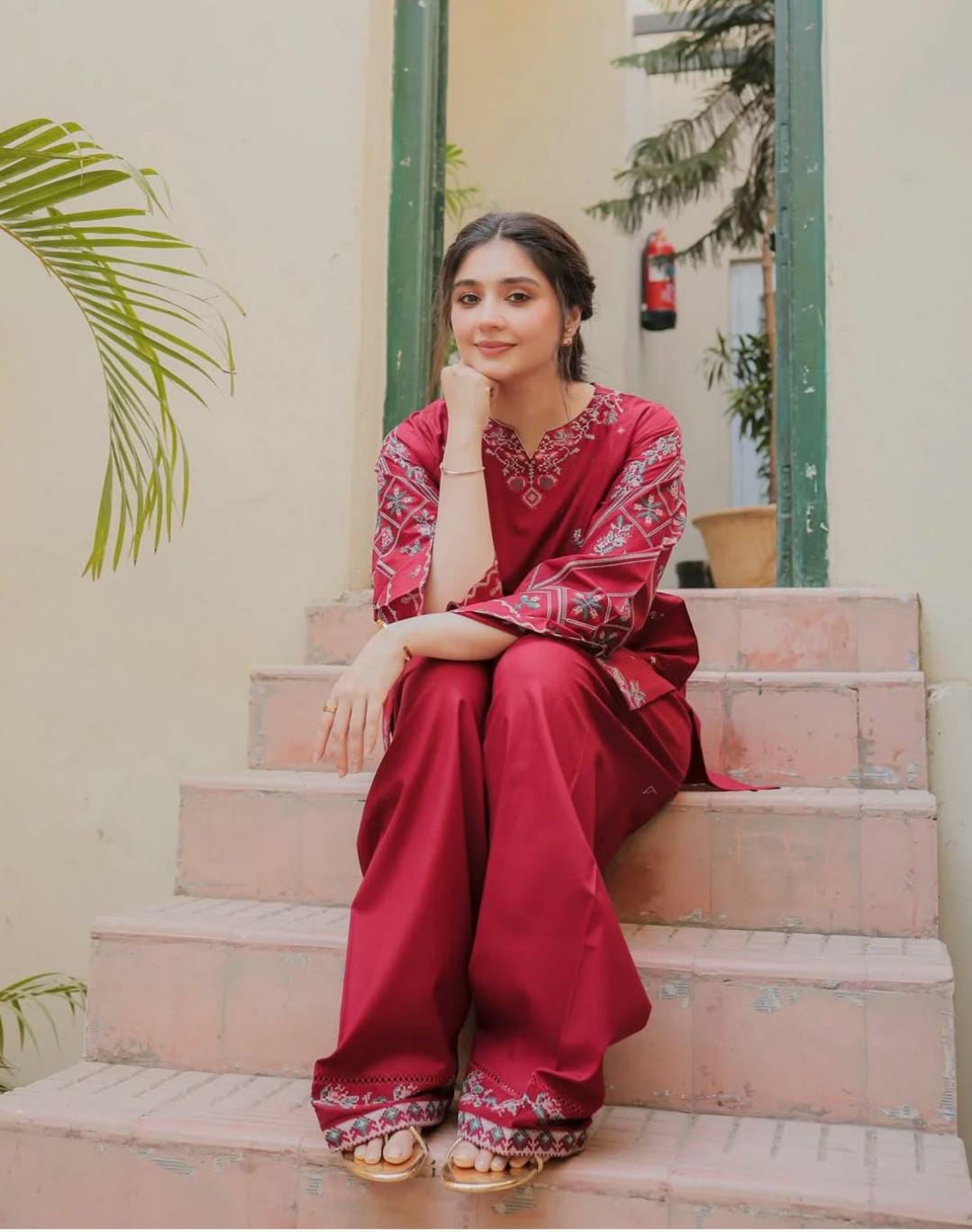 Gulnaz  embroidery 2pc